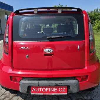KIA SOUL 1,6 CVVT BENZÍN KLIMA, ALU, EL.OKNA, SERVIS - 11