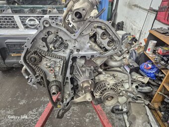 Navara   2.5 nafta  4x4  vymena možná - 11