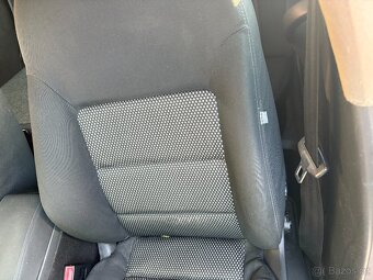 Škoda Octavia Combi 2,0 / 103 kW DSG - 11