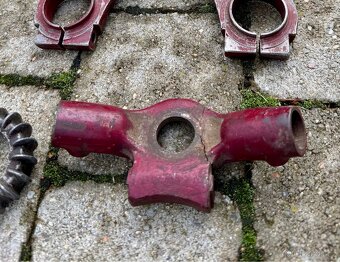 Jawa pérák, kývačka, Ogar - díly - 11