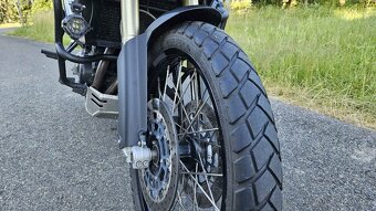 F800GS - 11