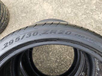 295/30ZR20 (101Y) Pirelli P Zero AMV 7mm - 11