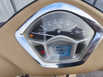 Piaggio Liberty 125 iGET ABS (2019) - 11