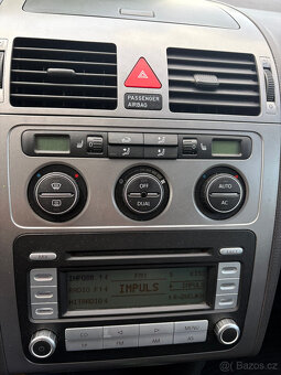 Volkswagen Touran 1,9 TDi - 11