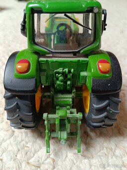 Modely traktorů Siku + příslušenství - 11