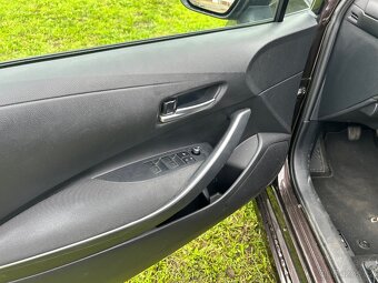 Toyota Corolla - 11