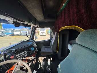 Volvo VNL 6x4 Traktor - 11