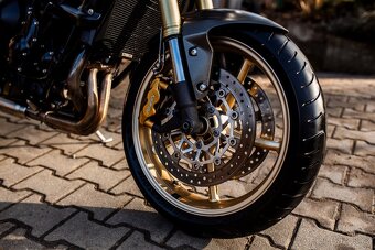 Triumph Street Triple 675 R - 11