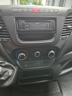 Iveco Daily 35-160 2.3d 118kw L2H2 1Maj ČR 139t.km Klima - 11