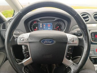 Ford S-Max 2.5i TURBO / 162KW /  VÝHŘEV / KLIMA / SERVIS / - 11