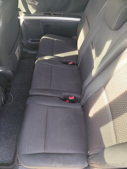 Toyota Corolla verso - 11