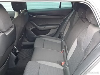 Škoda Octavia combi 1,5 TSi Ambition, r.v. 2020 - 11