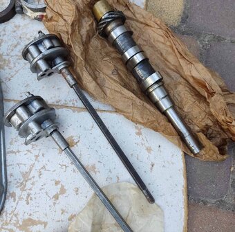 Nové originální náhradní díly z vojenského depozitu - 11