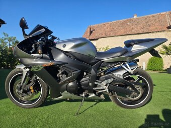 Yamaha Yzf R1 Rv.2002 nové pneu a Stk dobrý stav - 11