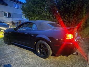Ford Mustang 5.0GT kabrio, VYMĚNÍM - 11