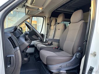 Peugeot Boxer 2019 2.2 103kw L3H2 / 6 míst / ČR - 11