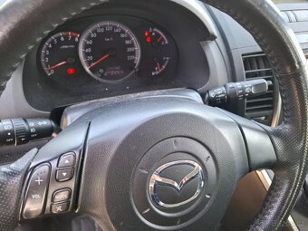 Mazda 5 1.8 i Klima 7 míst Alu,Model 2010 Nová Stk - 11