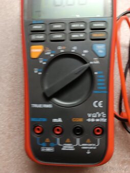 Multimetr UNI - T - 11