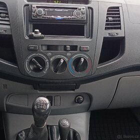 Toyota hilux 5mist 1 majitel od - 11