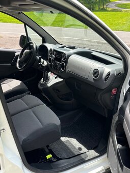 Citroen Berlingo 1.6 75 tisíc najeto. - 11