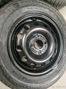 Rezervy Ford - nepoužité - 2x R15 a 1x R14 - 11