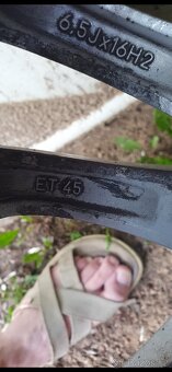 Alu kola na Ford 5x108+ 205/55/16 letni - 11