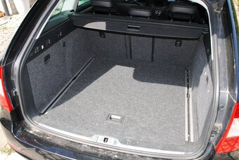 Škoda SUPERB kombi 2.0TDi 125kW - 4x4 - manuál - 11