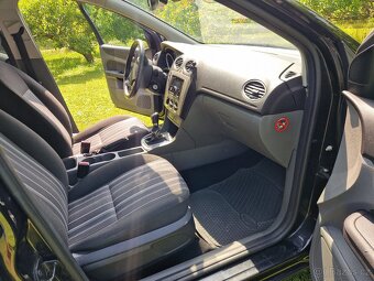 Ford Focus 1.6 16V 2008 - 11