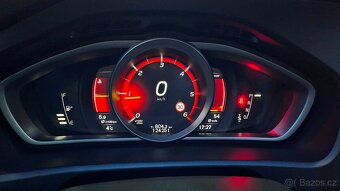 Volvo V40, CC D3 NEZ.TOPENÍ, bez adblue systému - 11