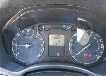 Škoda Octavia 2,0 TDI 103 kW Serviska nafta - 11