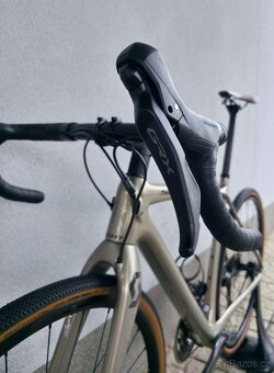Gravel Scott Addict 20 Carbon GRX – velikost 52 - 11