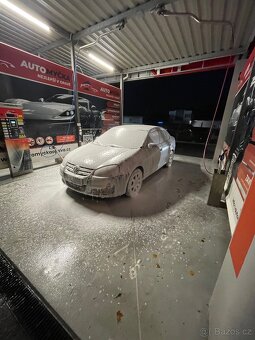 Volkswagen jetta 1.6 FSI 85kw - 11