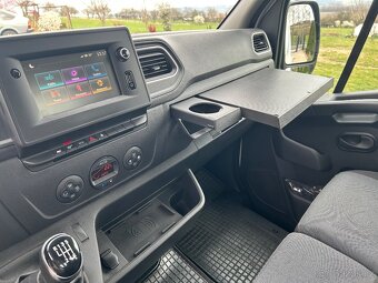 Renault Master - odtahovka - 11