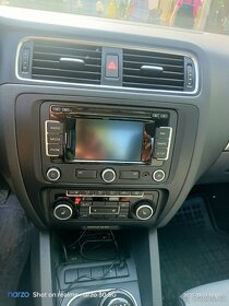 VW Jetta - 11
