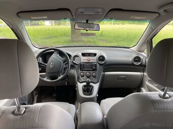 Kia Carens 2007 Benzín + LPG - 11
