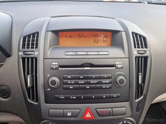 Kia Cee´d, 1,6 CRDi 84kW, 1. MAJITEL - 11