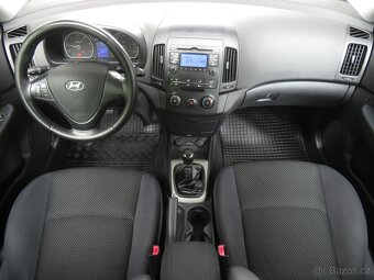 Hyundai i30 1.6 CRDi Combi, 2010, 66 kW, 172 378 km - 11