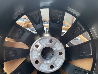 NOVÉ ALU ŠKODA KODIAQ II HALTI Anthracite 7,5x19 ET40 - 11