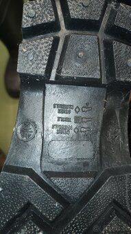 nové pracovní oblečení kalhotý vesty boty - 11