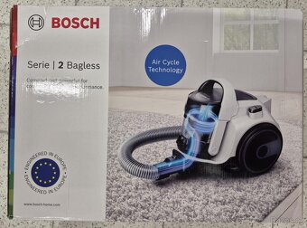 Vysavač Bosch malý ale výkonný - 11