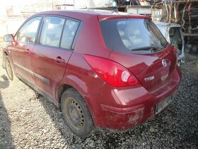 Náhradní díly z Nissan Tiida C11 - 11