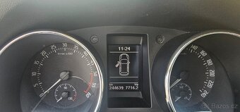 Škoda Yeti, 2.0 TDI - 4x4 / Pravidelný Servis - 11