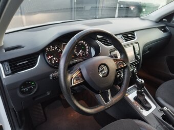 Škoda Octavia ELEGANCE 1.4tsi 110kw DSG - 11