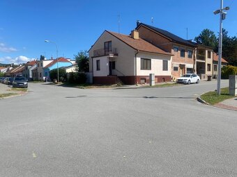 RD Slavkov u Brna, CP 218 m2, garáž - 11
