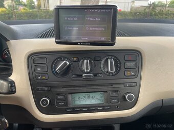 Škoda Citigo 1,0 MPi Serviska, Výhřev - 11