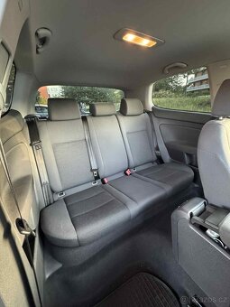 VW Golf 5 1.4 mpi KLIMA - 11