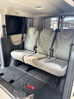 Fiat Scudo Long 2.0 jtd 88kw 8 míst - 11