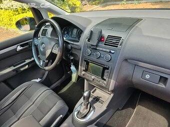 VW Touran 2.0 TDI 103kW,DSG,7.Míst,2014,Tažné,Navi,Panorama. - 11