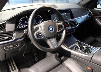 BMW X5 xDrive45e M Sport hybridní automat - 11