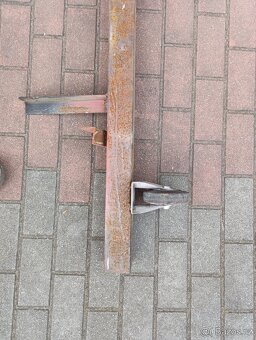 Naklápěcí kolébka - zvedák pro renovaci veterána. - 11